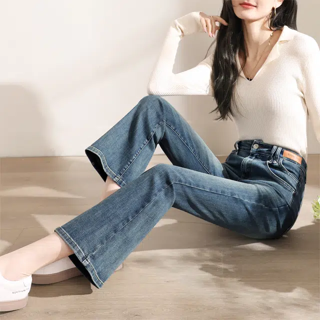 嬉皮少女 弹力修身九分喇叭高腰牛仔裤 女款 复古浅蓝色