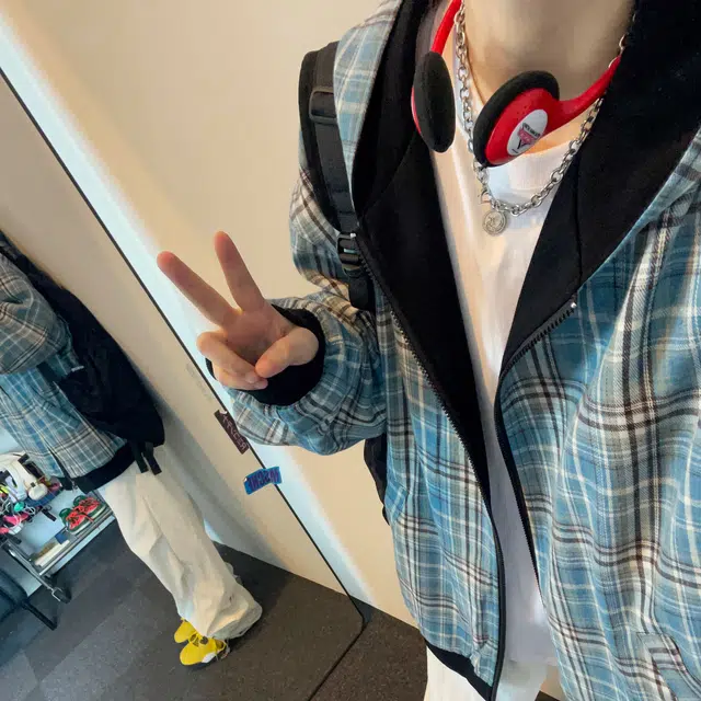 ZONEiD