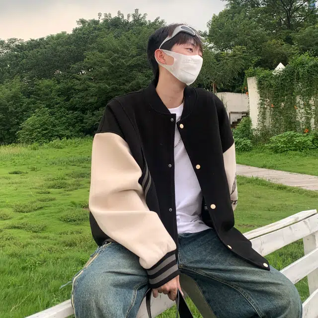 悍戈 美式复古潮牌高街罗纹下摆设计拼接撞色条纹大口袋字母印花棒球服外套休闲宽松运动百搭潮流痞帅学院风飞行员教练夹克 男女同款