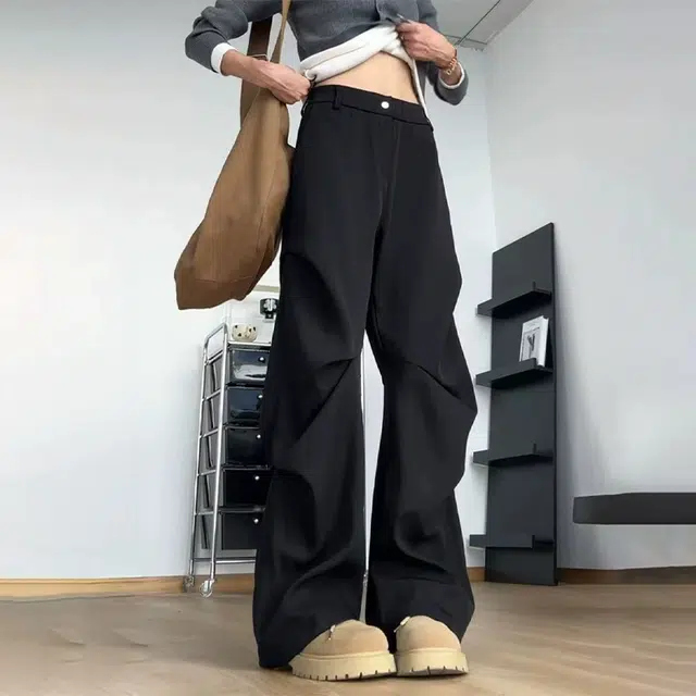 佑麟 黑色褶皱微喇西裤秋季痞帅高级感垂坠感直筒裤子宽松阔腿西装裤 男女同款