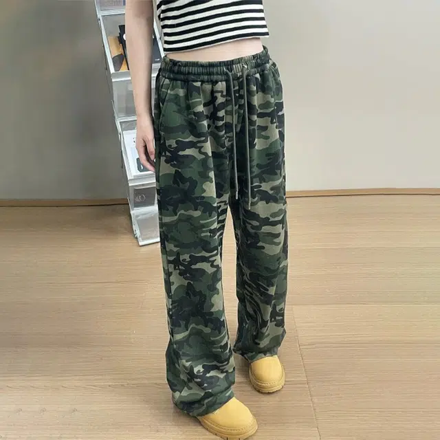 佑麟 美式复古弯刀迷彩裤子秋季垂感直筒运动卫裤水洗重磅微喇裤休闲裤 男女同款