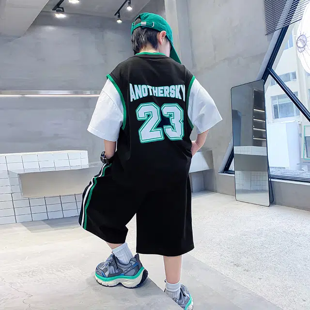 ULOVAZN 2024