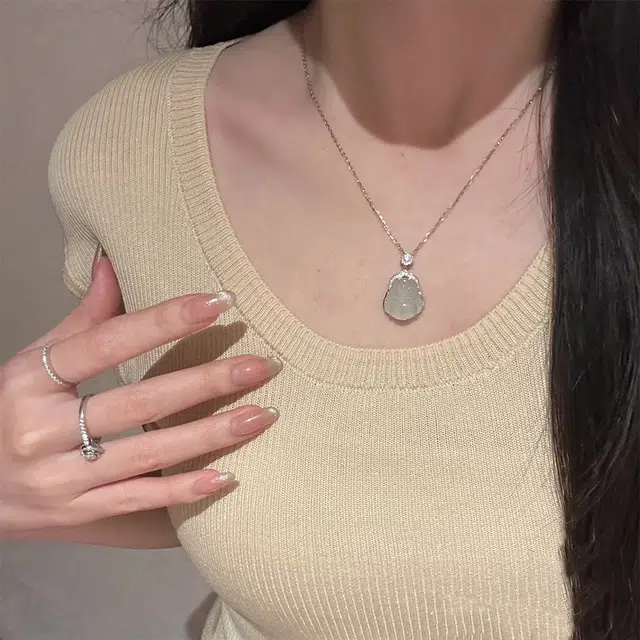 S925