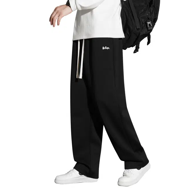 Lee Cooper