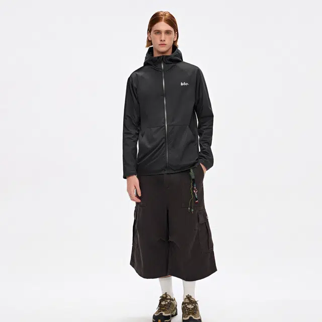 Lee Cooper logoUPF100+
