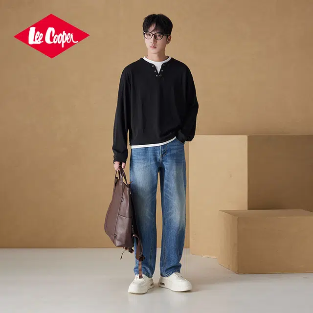 Lee Cooper