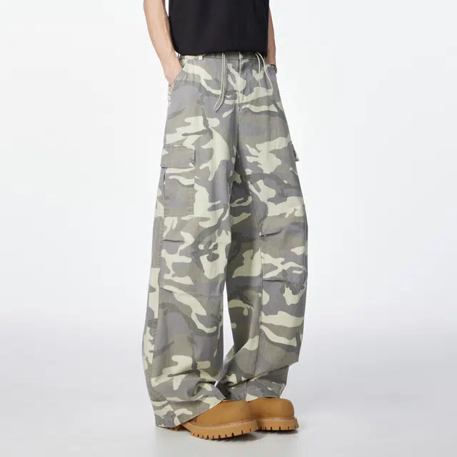 Lee Cooper