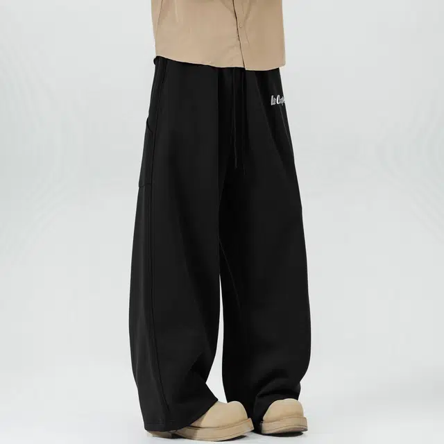 Lee Cooper