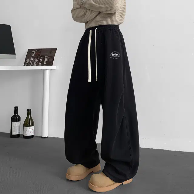Lee Cooper