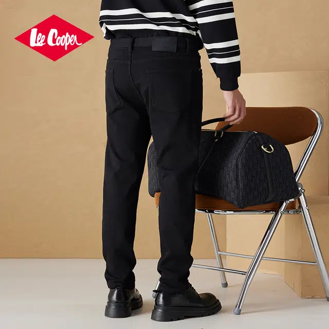 Lee Cooper