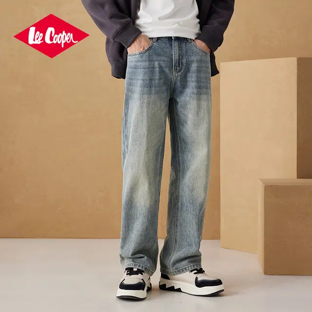 Lee Cooper