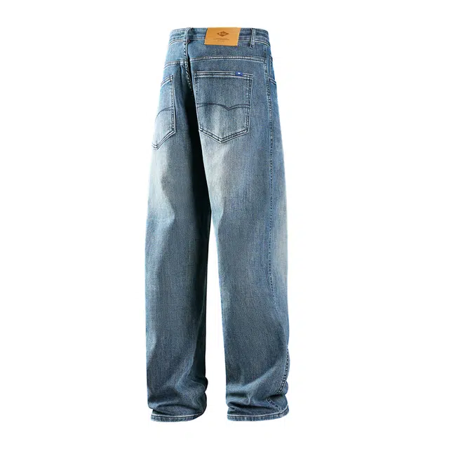 Lee Cooper