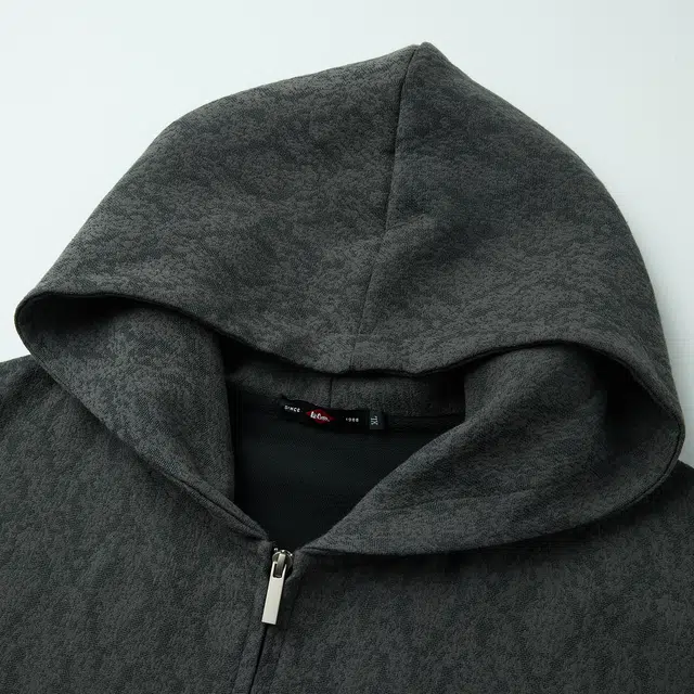 Lee Cooper