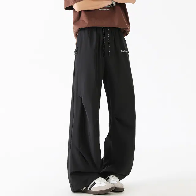 Lee Cooper