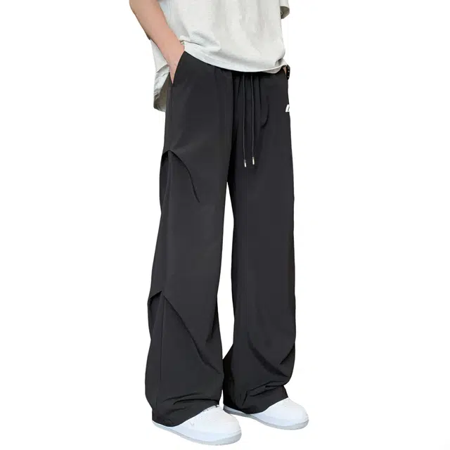 Lee Cooper