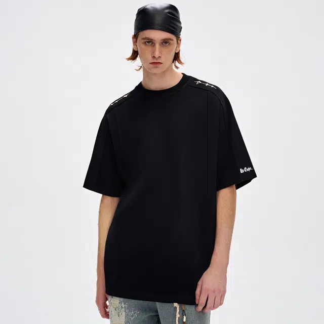 Lee Cooper T