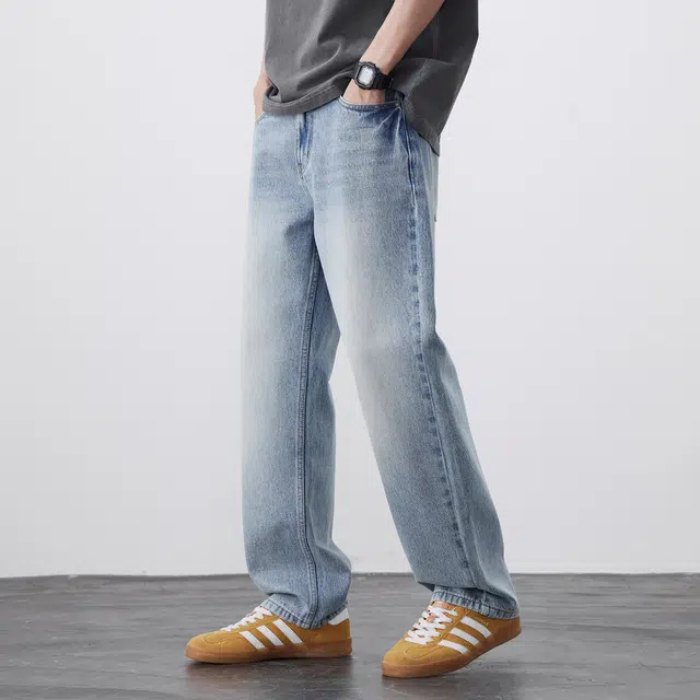 Lee Cooper