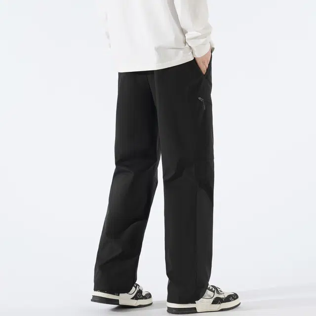 Lee Cooper