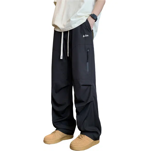 Lee Cooper