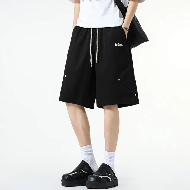 Lee Cooper