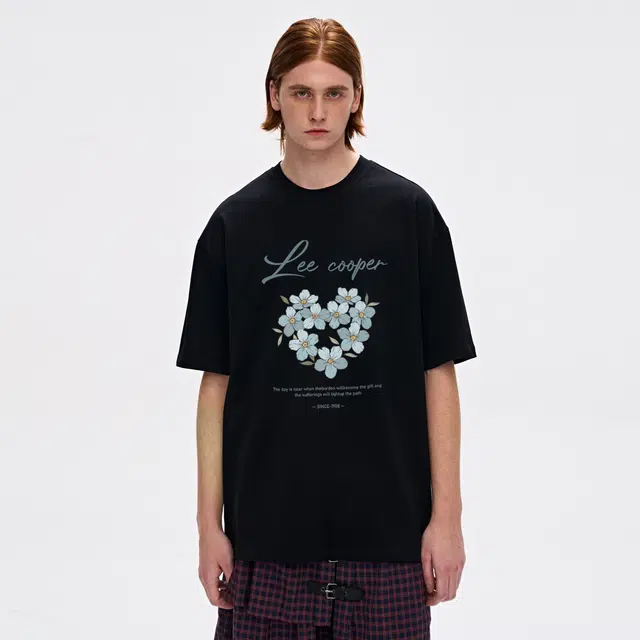 Lee Cooper T