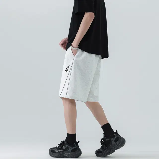 Lee Cooper