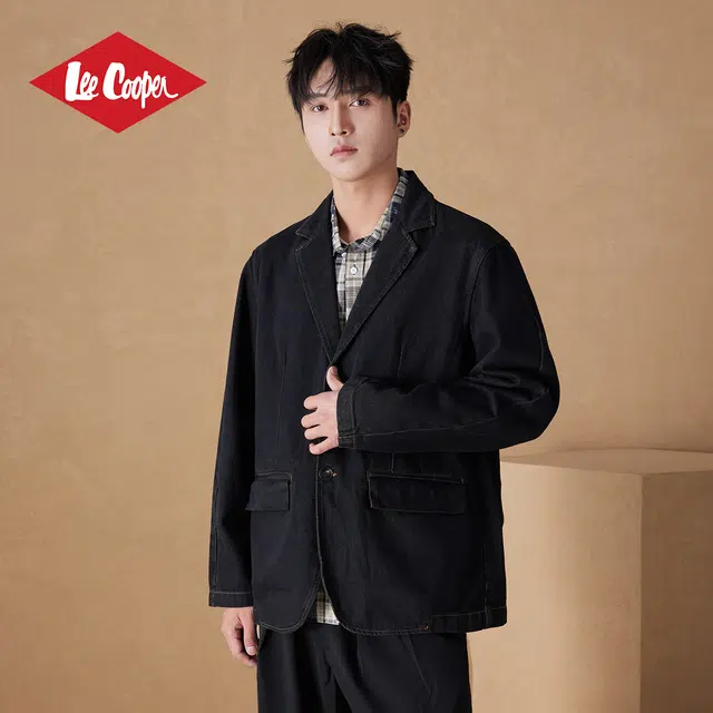 Lee Cooper