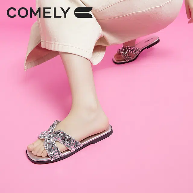 COMELY