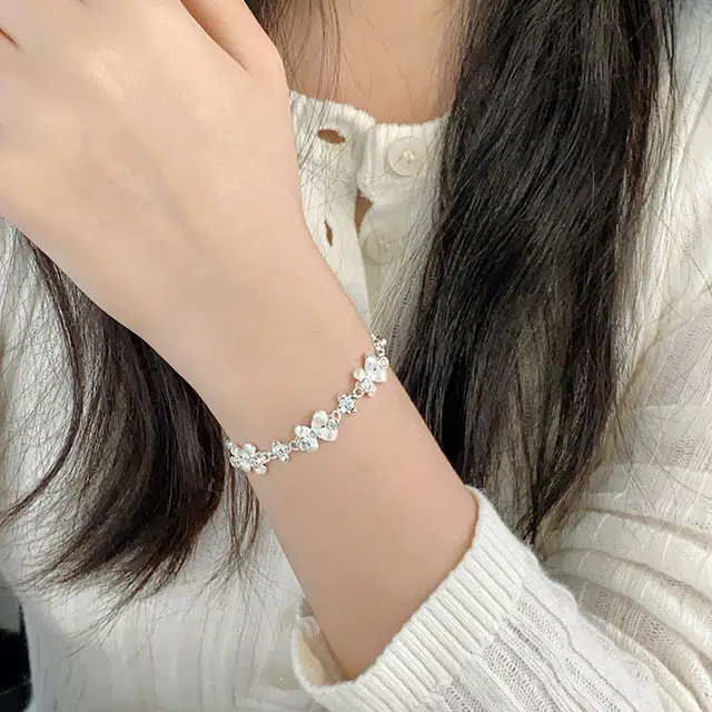 S925