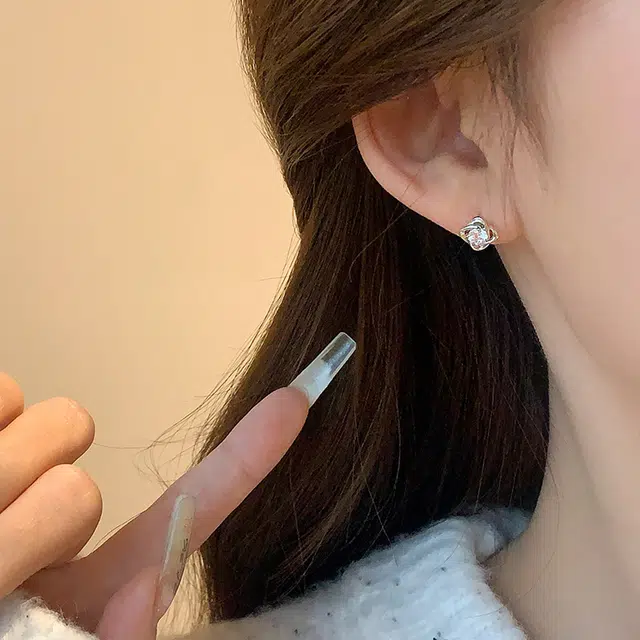S999