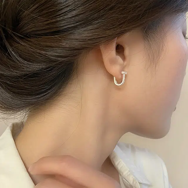 T S925