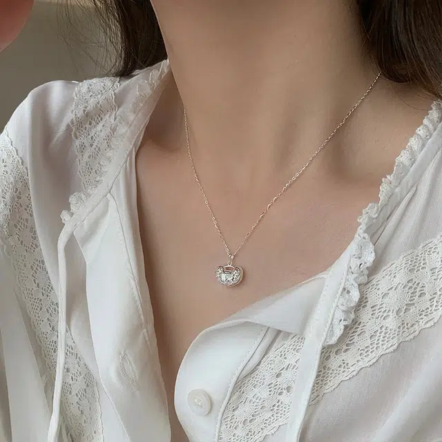 S925