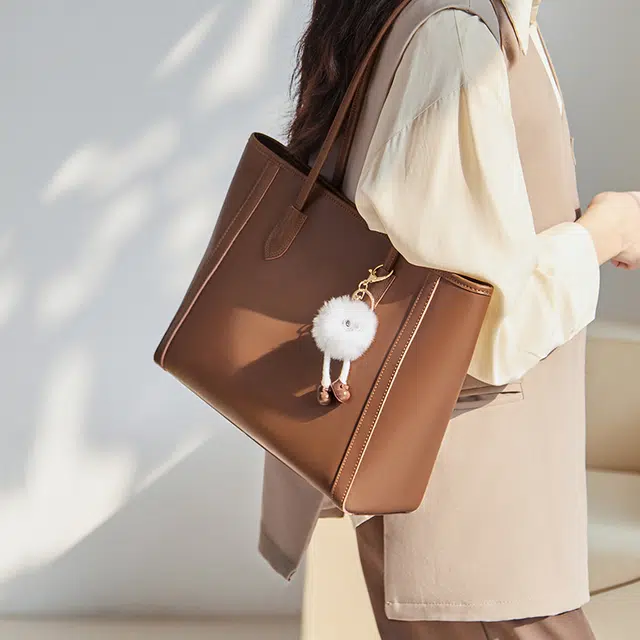 tote