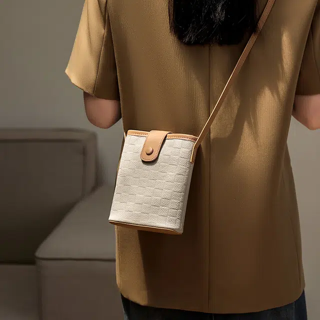纳兰杜 散步小巧休闲女包 牛皮 单肩包 小号 女款 米白拼杏/大象灰