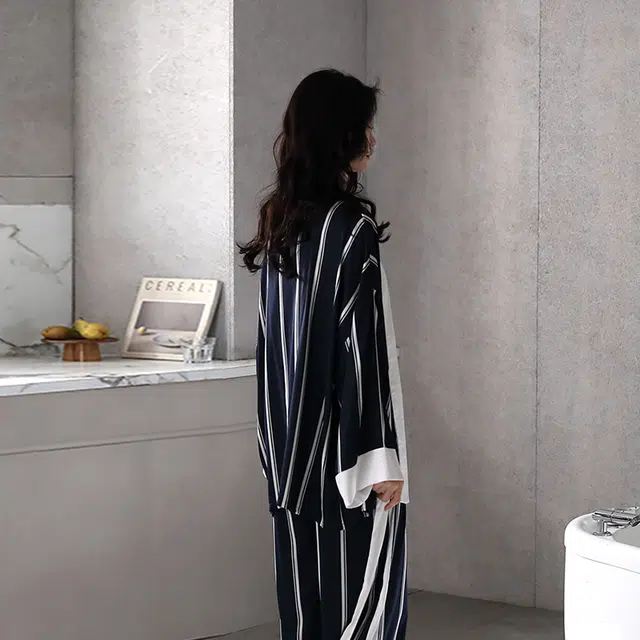 俏薇妮 凉感冰丝条纹吊带长袖三件套宽松和服日系高级感实用可外穿家居服睡衣套装 女款 藏蓝