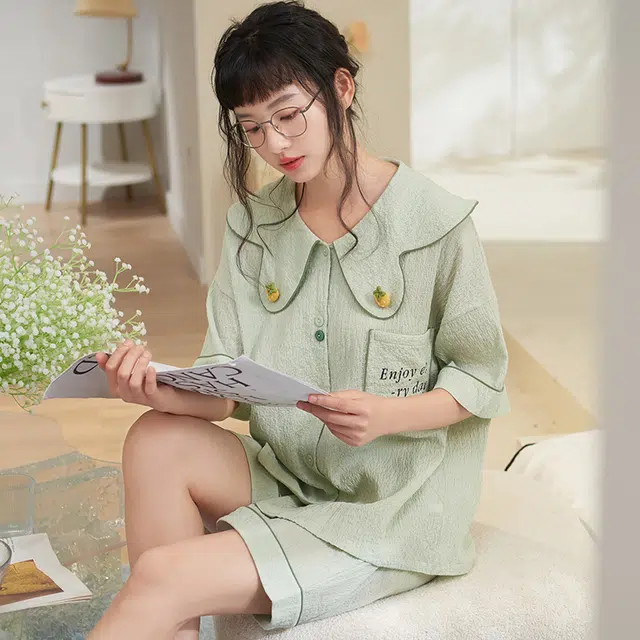 俏薇妮 简约温馨优雅大气高级感短袖短裤家居服休闲宽松舒适凉爽透气可外穿夏季睡衣套装 女款 浅绿色