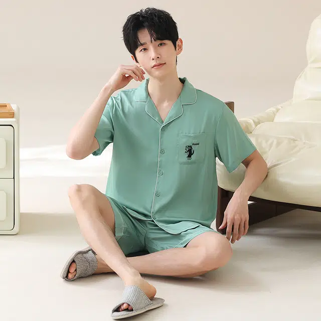 俏薇妮 柔软简约冰丝纯色时尚高级感短袖翻领家居服舒适透气休闲凉感可外穿睡衣套装 男款 浅绿色