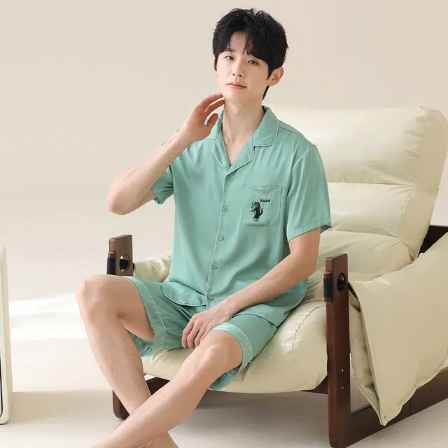 俏薇妮 柔软简约冰丝纯色时尚高级感短袖翻领家居服舒适透气休闲凉感可外穿睡衣套装 男款 浅绿色