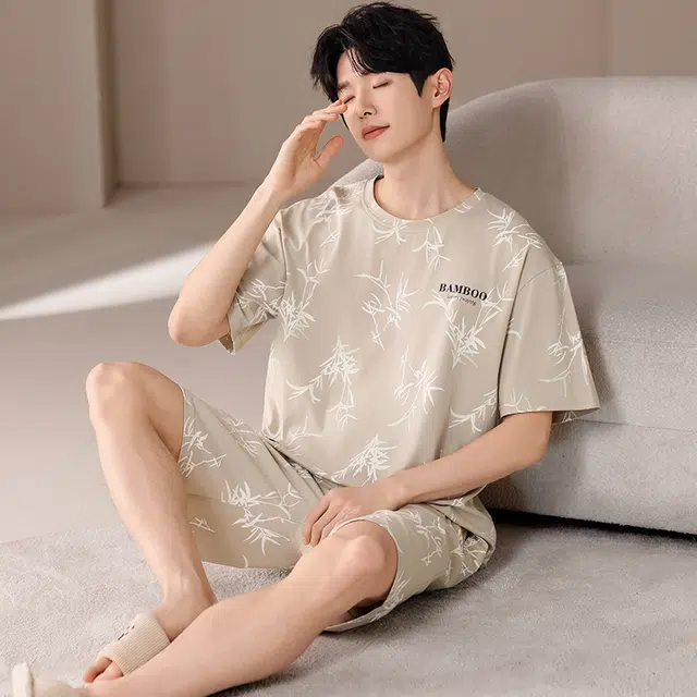 俏薇妮 简约柔软冰丝凉感高级感时尚短袖短裤家居服舒适透气休闲宽松可外穿睡衣套装 男款