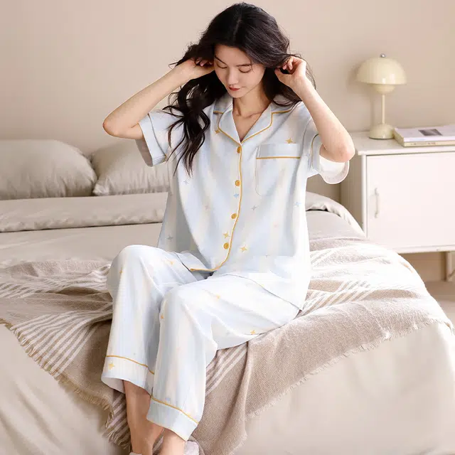 俏薇妮 柔软可爱舒适时尚翻领短袖家居服休闲可外穿睡衣套装 女款 浅蓝色