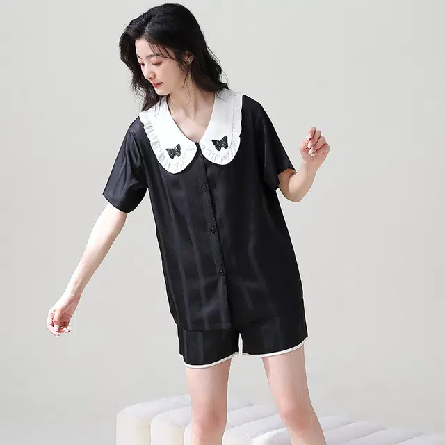 俏薇妮 简约纯色柔软时尚优雅高级感短袖三分裤家居服休闲舒适凉爽透气可外穿睡衣套装 女款 黑色