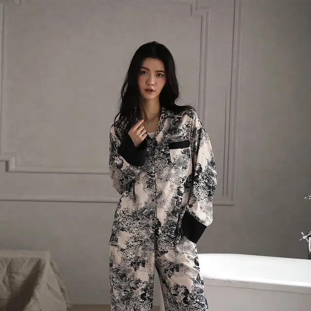 俏薇妮 带胸垫一体防凸点凉感长袖新中式可外穿长裤睡衣套装 女款 黑色