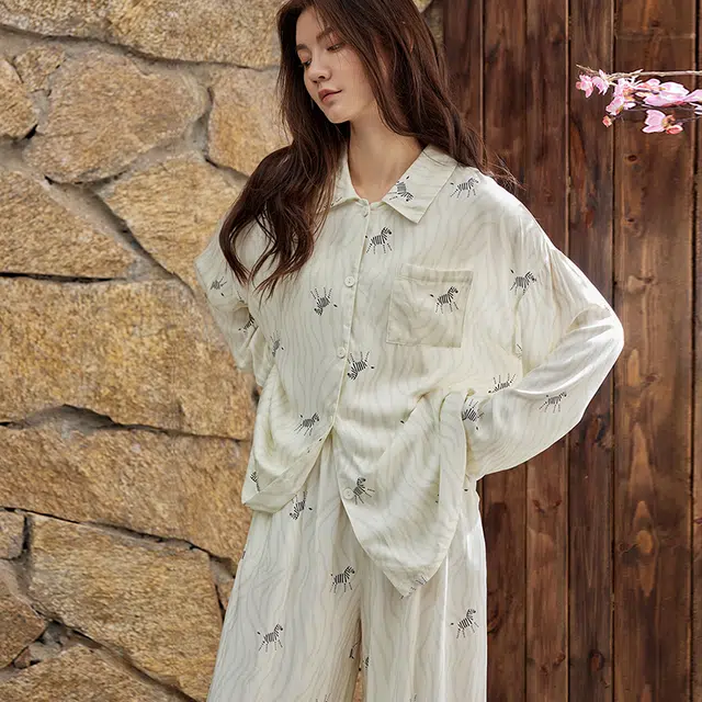 俏薇妮 简约时尚柔软高级感长袖长裤家居服休闲舒适可外穿睡衣套装 女款 米白色