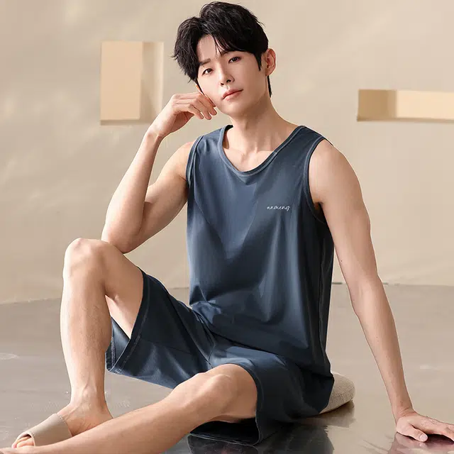 俏薇妮 柔软简约纯色时尚温馨运动风高级感背心短裤家居服舒适透气休闲宽松凉感可外穿睡衣套装 男款