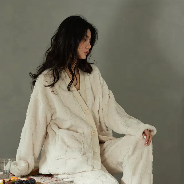 QIAOWEINI