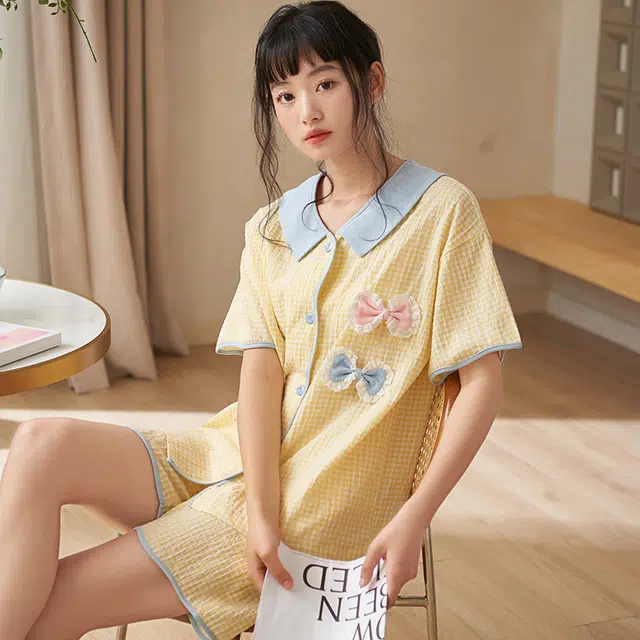 俏薇妮 简约温馨可爱高级感短袖短裤家居服休闲宽松舒适凉爽透气可外穿夏季睡衣套装 女款 黄色