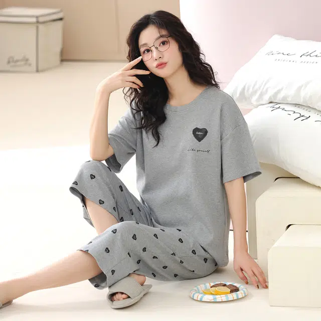 俏薇妮 纯棉简约柔软纯色爱心带胸垫短袖高级感家居服休闲舒适凉爽透气可外穿睡衣套装 女款 灰色