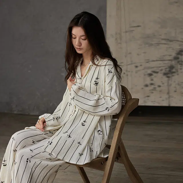 俏薇妮 简约时尚熊猫图案柔软高级感长袖长裤家居服休闲舒适可外穿睡衣套装 女款 米白色