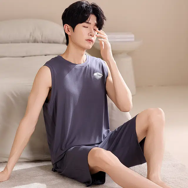 俏薇妮 柔软时尚简约纯色运动风高级感背心短裤家居服舒适透气休闲凉感可外穿睡衣套装 男款 蓝色