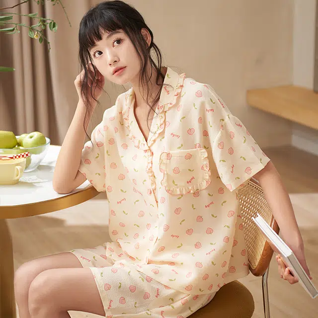 俏薇妮 简约温馨优雅时尚高级感短袖短裤家居服休闲宽松舒适凉爽透气可外穿夏季睡衣套装 女款 黄色